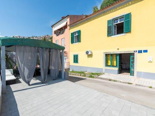 Apartmani Ella Rabac Buitenkant foto